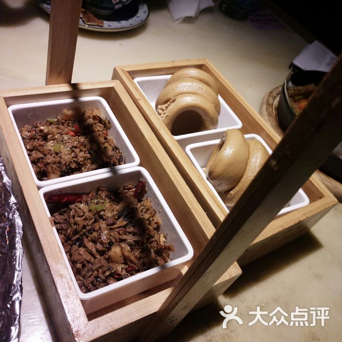 外婆下饭菜配窝窝