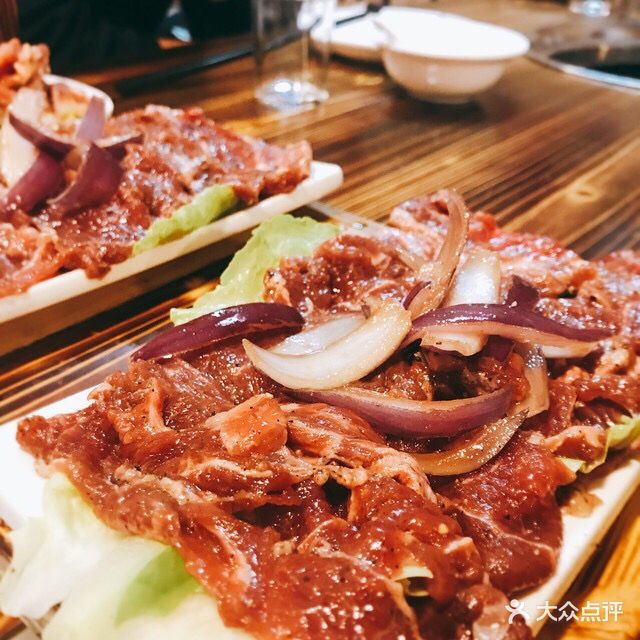 盆钵满东北地炉烤肉(六合店)牛肉图片 第1张