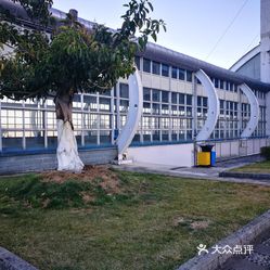 体育场馆  大理市其他  古城区  大理学院体育馆  #无锡橙v有特权