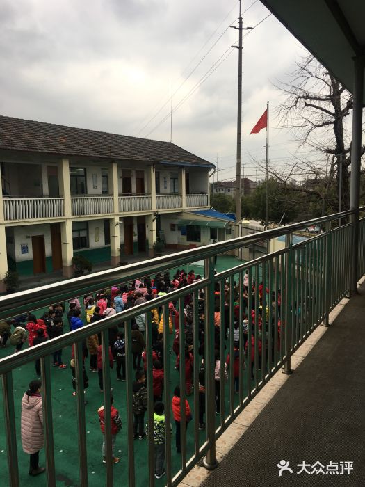 松江区南门村小学分部图片