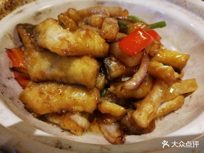 油麻广东菜馆(复兴门店)烧汁鲽鱼煲图片 第1张