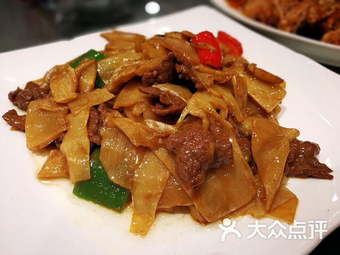 酸笋炒牛肉