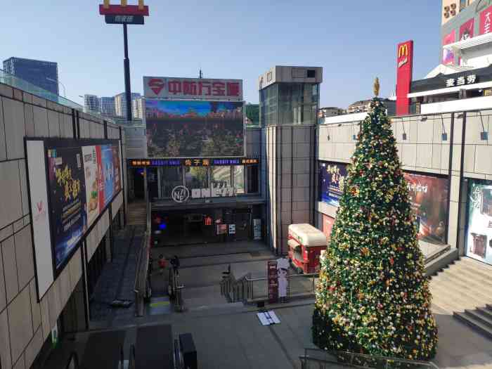 中防万宝城-"商场的布局特别有意思地下空间非常大连.