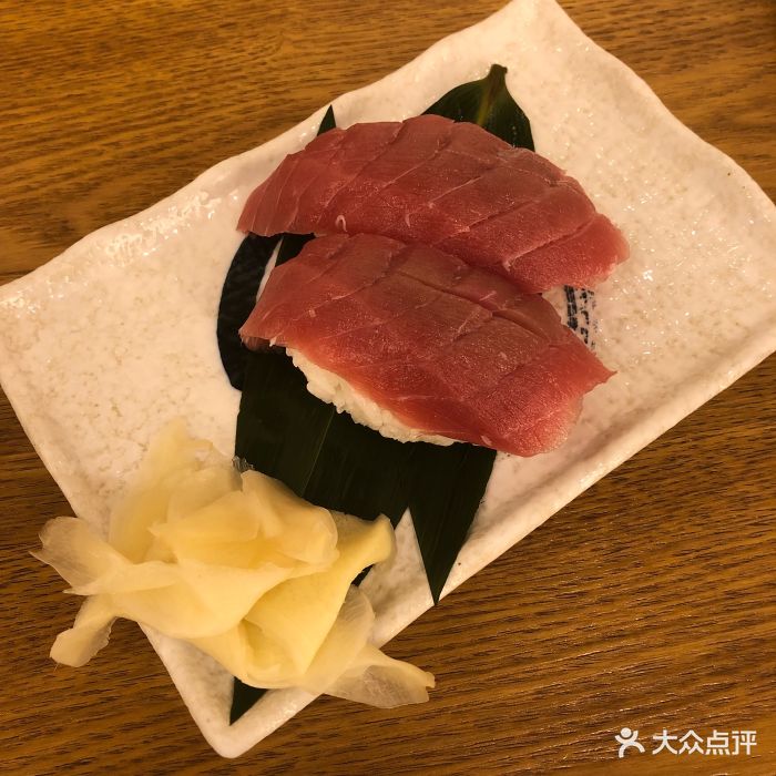 旬和席日本时尚料理さわとしゅんわせき(世纪都会店)蓝鳍金枪鱼手握