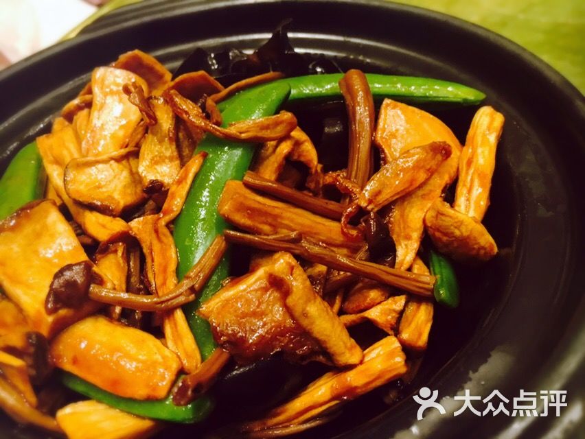 鲍汁菌菇煲