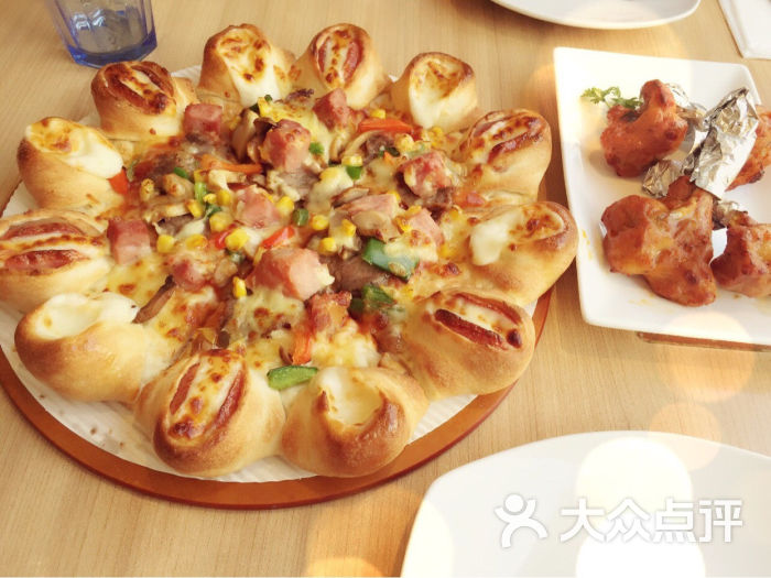 必胜客:下午茶时间 2:00PM--5.上海美食