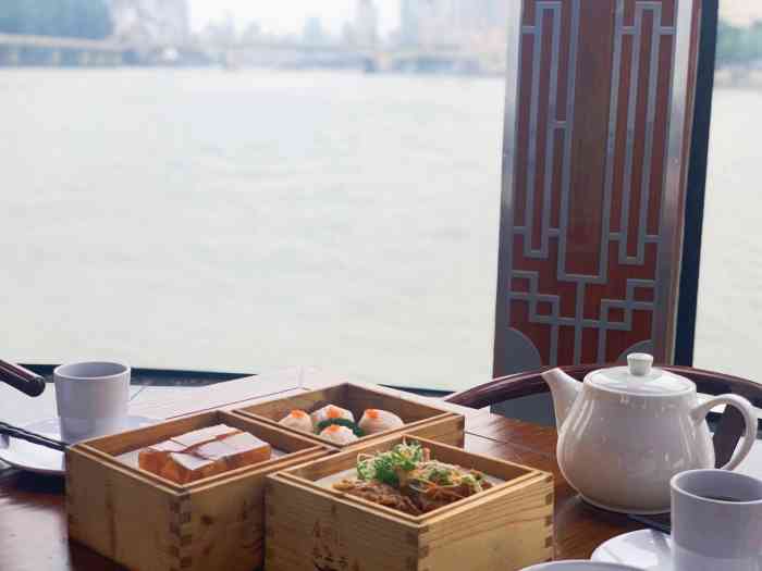 珠水百年·水上茶居(天字码头店)-"无意中看到有人水