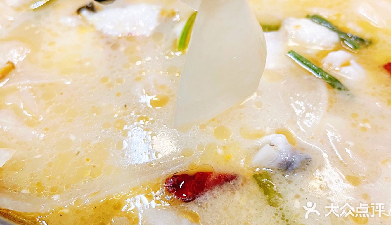绍兴美食小商品市场背后的封神小张萝卜鱼