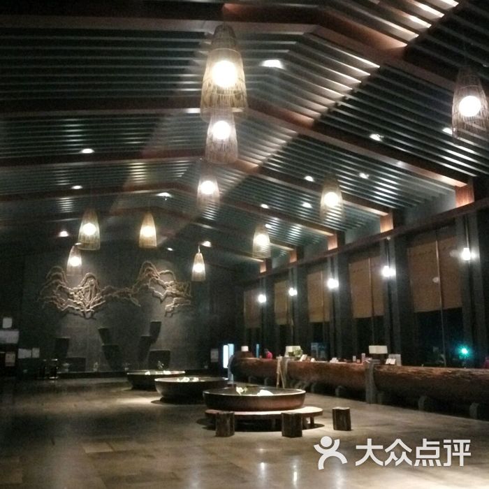 南宁春霞园酒店
