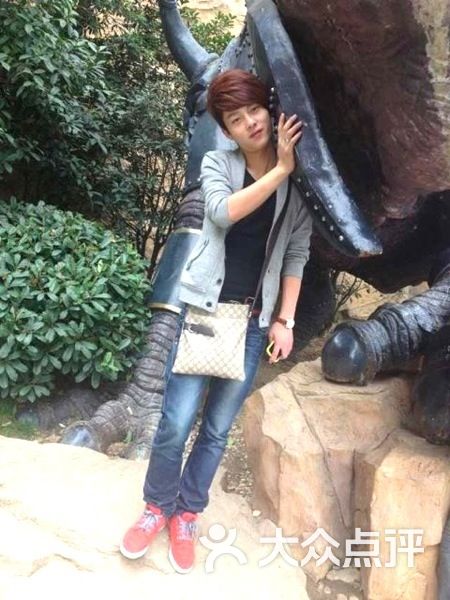 北极海狼头牌子豪照片_南京北极海狼收入