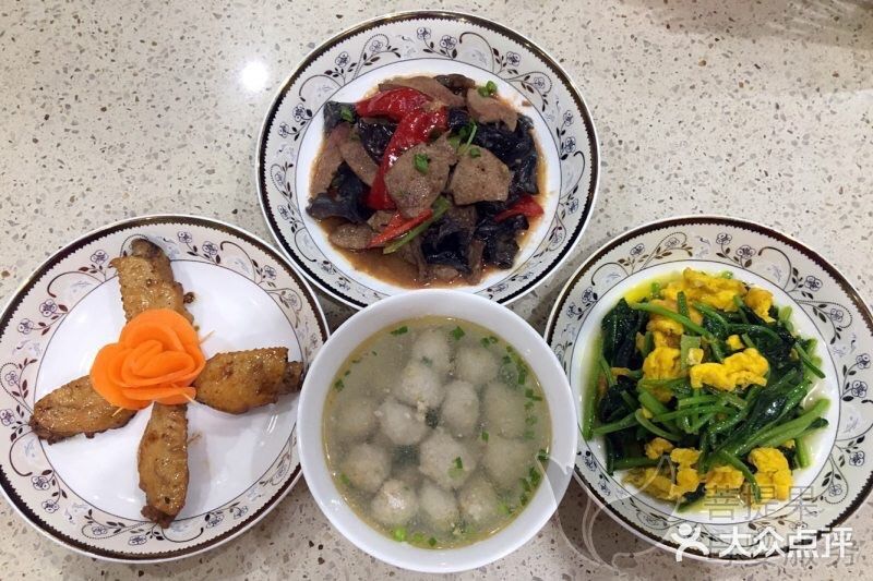 佳翊会月嫂育儿服务公司(和睦家店)樊姨制作的月子餐图片