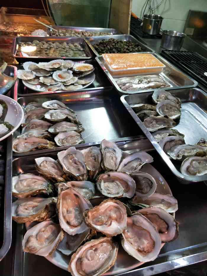 广东海鲜坊(新亚洲店)-"朋友请吃饭,在这个饭店里,的.