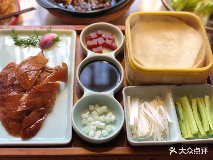 火靠·民间菜(田林路店)老北京烤鸭图片