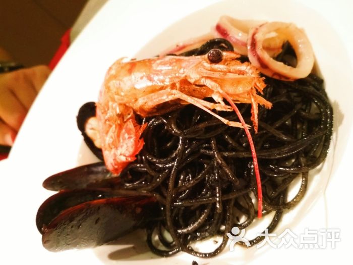 jardin d"amo爱摩轻法餐厅(万象城店)墨鱼意面图片 - 第3张