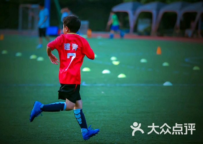 上海竞达青少年足球俱乐部 - 刘军足球训练营-