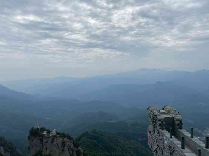 武当大明峰景区-"开车过去的,从十堰城区开车也就一个小时的.