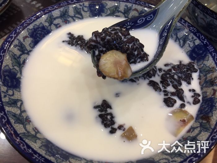牛奶黑糯米栗子