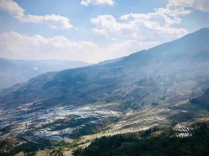 撒玛坝景区-"撒马坝万亩梯田位于红河县宝华镇,景区6