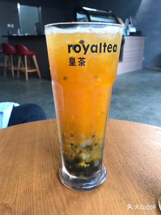 royaltea皇茶百香果鲜茶图片