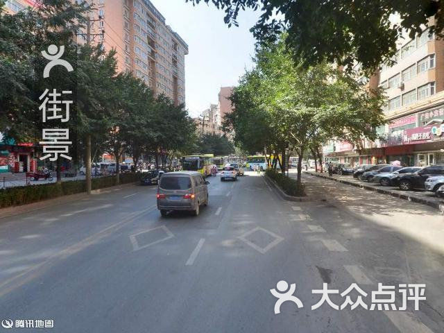 重庆鸡公煲(仓房沟路店)-周边街景-4图片-乌鲁木齐