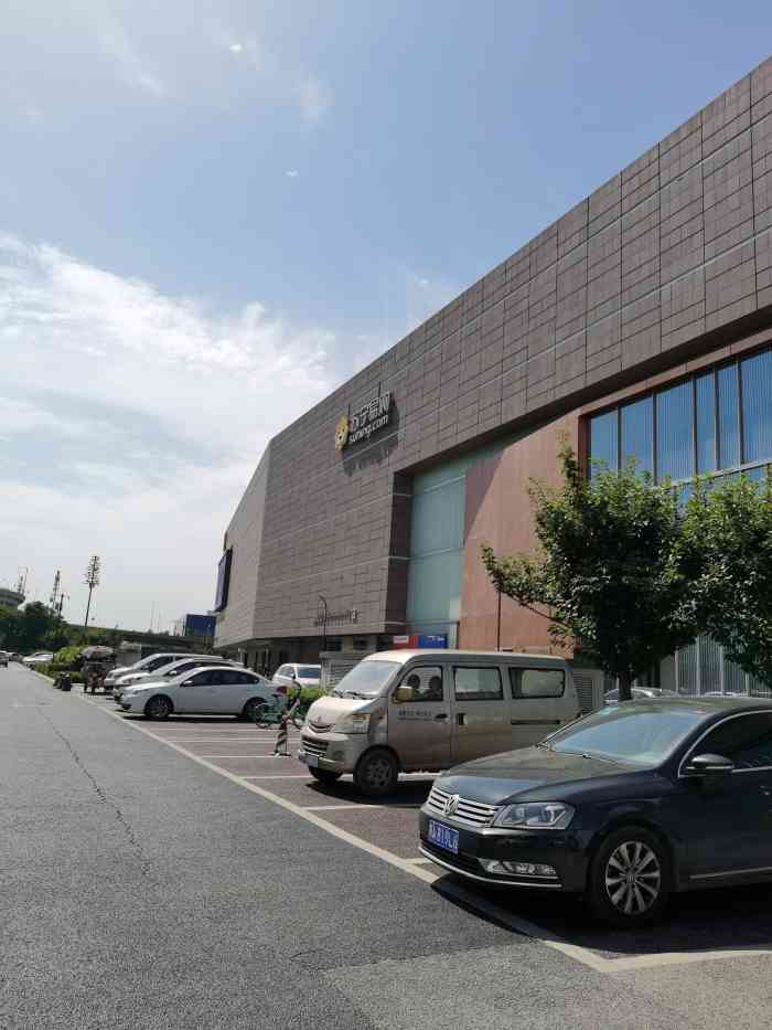 富森美家居(成华店)-"富森美家居做为城北的标志性商场,一直是老.