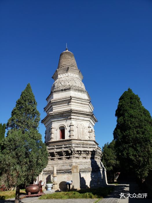 白塔寺图片