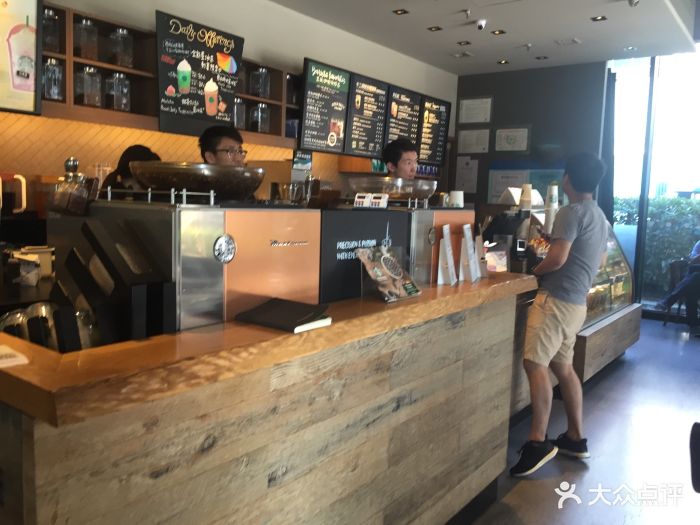 星巴克(莘庄龙之梦办公楼店-柜台-环境-柜台 图片-上海美食-大众点
