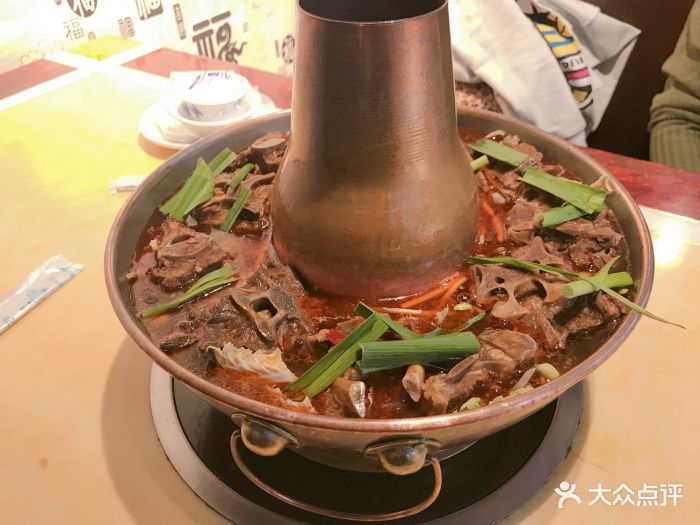 炭火铜锅羊蝎子图片 - 第40张