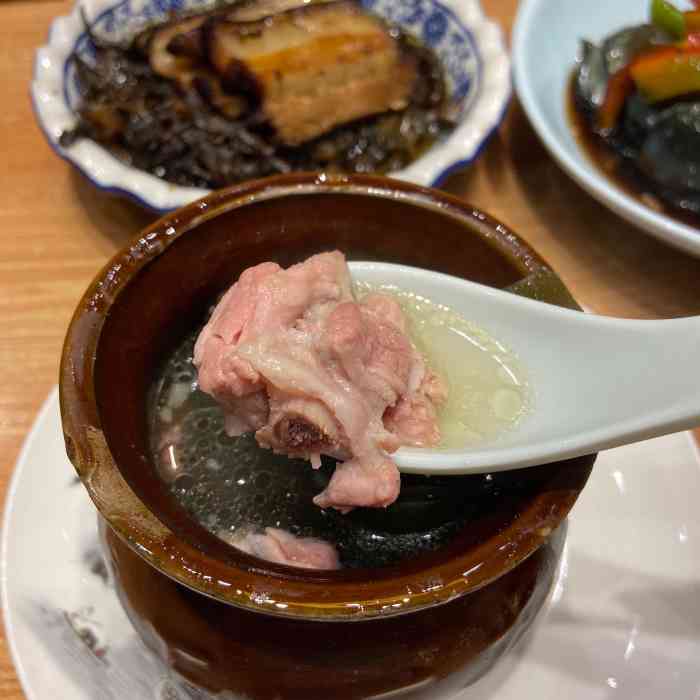 万氏煨汤馆(新芜路店)-"今天是迷茫不知道吃啥子的.走