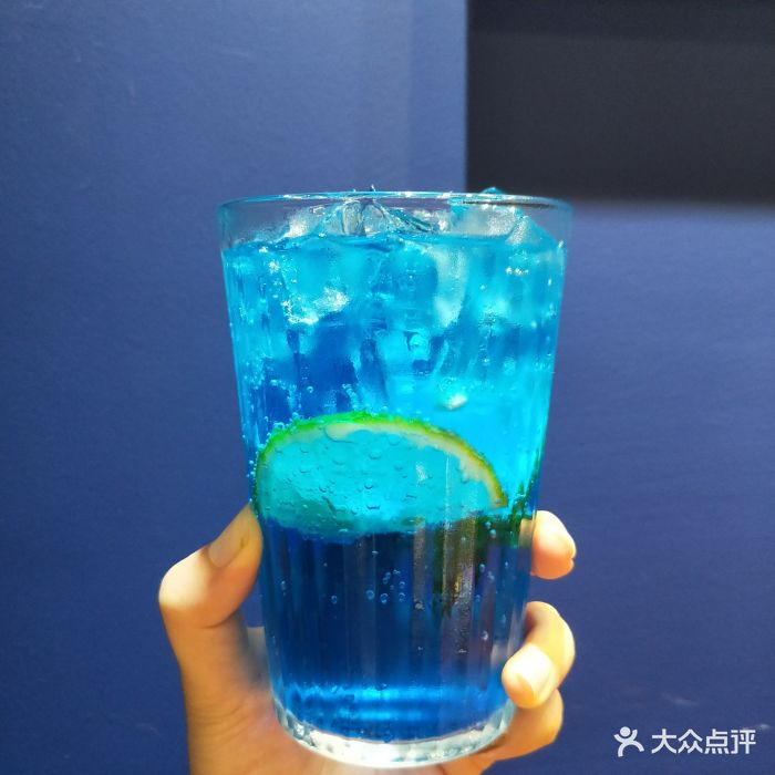 蓝柑莫吉托