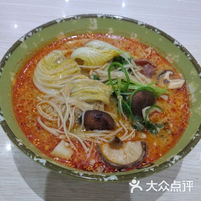 孙志鹏麻辣烫