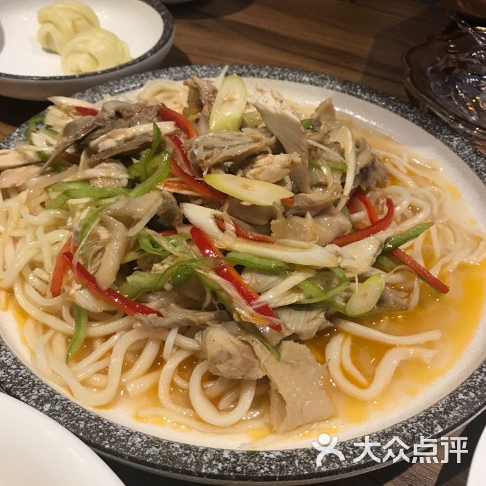 椒麻鸡拌面