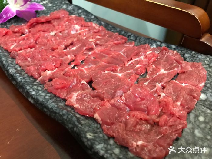 捞缘猪肚鸡火锅(松桂园店)手切鲜牛肉图片 第4张