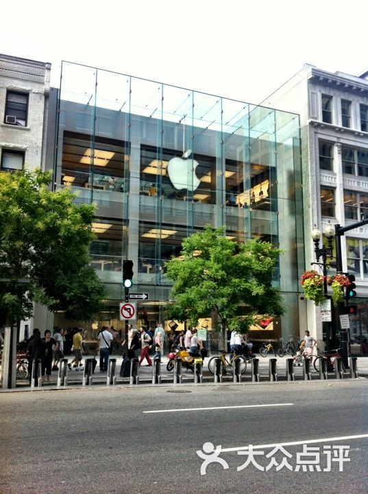 苹果商店怎么改日区 fgWRewbjtqm6z-wiFlLC5zvFhOKa3bS81y21qdovVHdXBw3IHLzmZnDdPoSzfFepTYGVDmosZWTLal1WbWRW3A.jpg