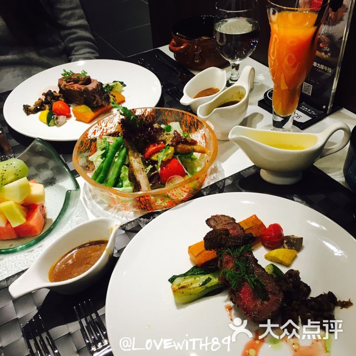 武汉群光广场有没有好的苹果专卖店?我要去买