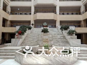 辽宁大学图书馆