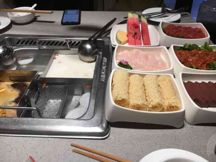 海底捞火锅(东二环店)-"海底捞东二环泰禾广场店,位于