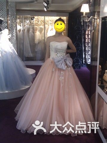 圣丹妮婚纱_李斯丹妮