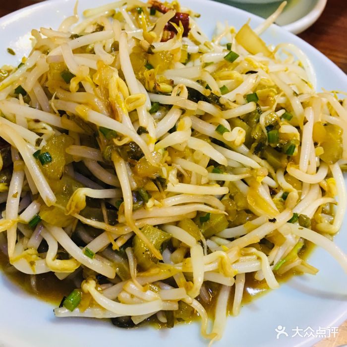 江城小馆陕南妈妈菜浆水菜炒豆芽图片