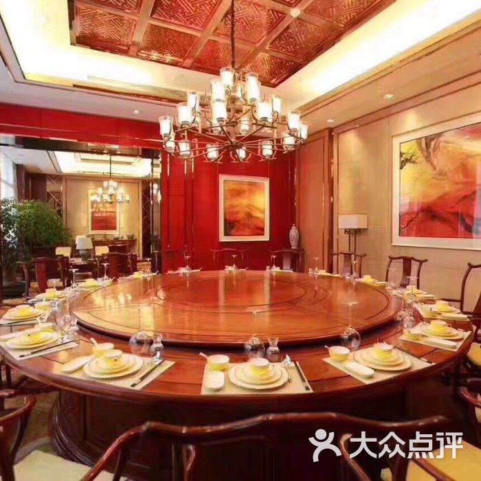 贵和皇冠假日名士宴中餐厅