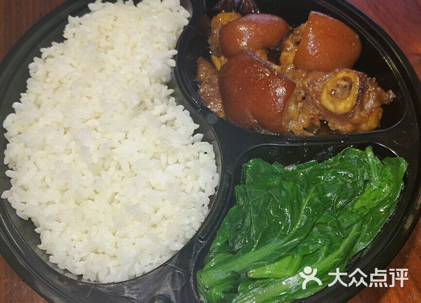 秘制猪脚套餐