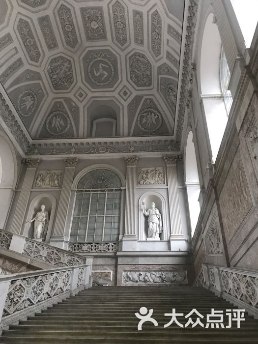 那不勒斯皇宫(palazzo reale)图片 - 第2张