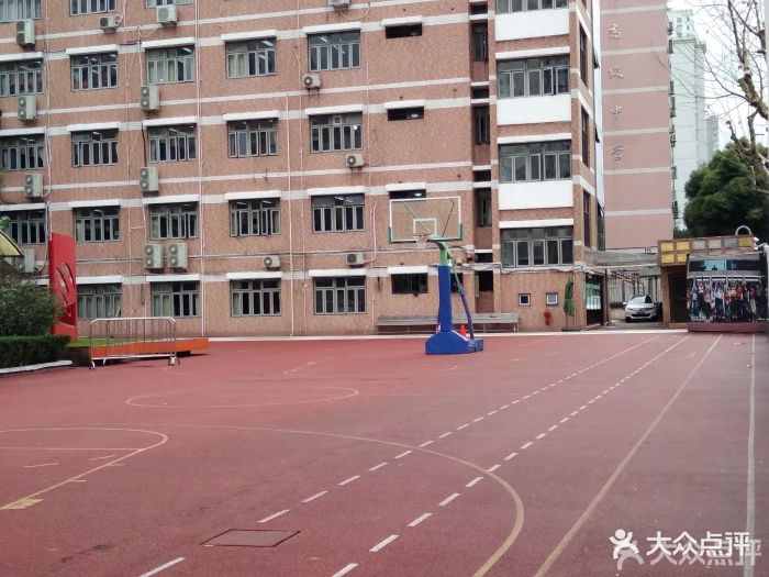 海华小学图片