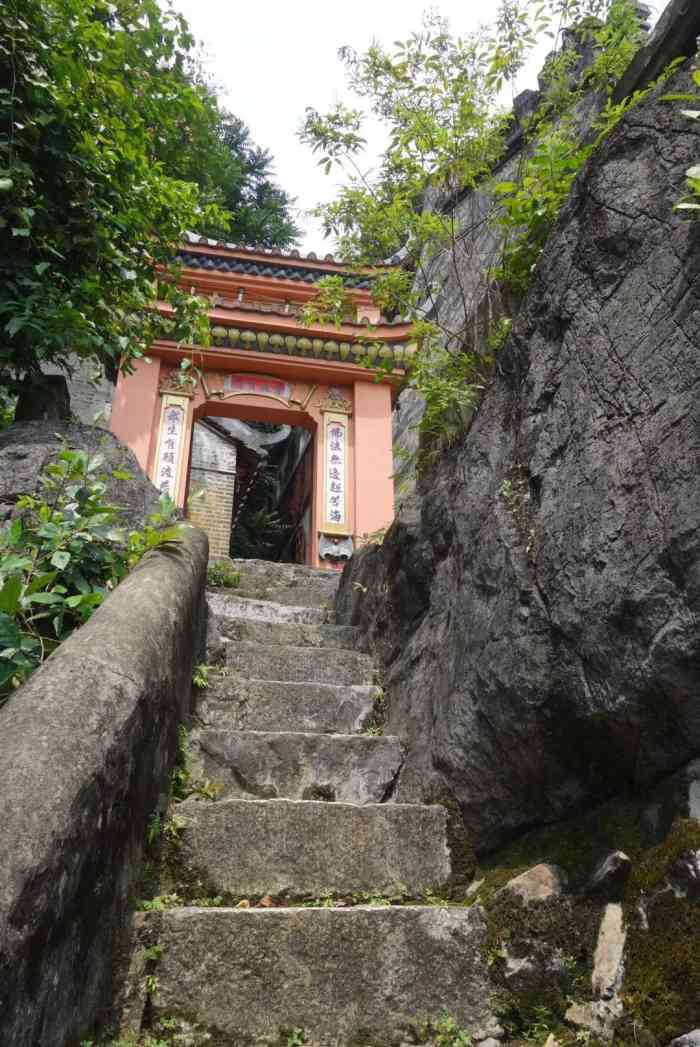 起凤山风景区-"地处武鸣县郊夏黄村,门票10块一人,.