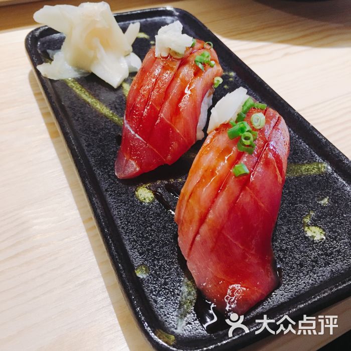金枪鱼寿司