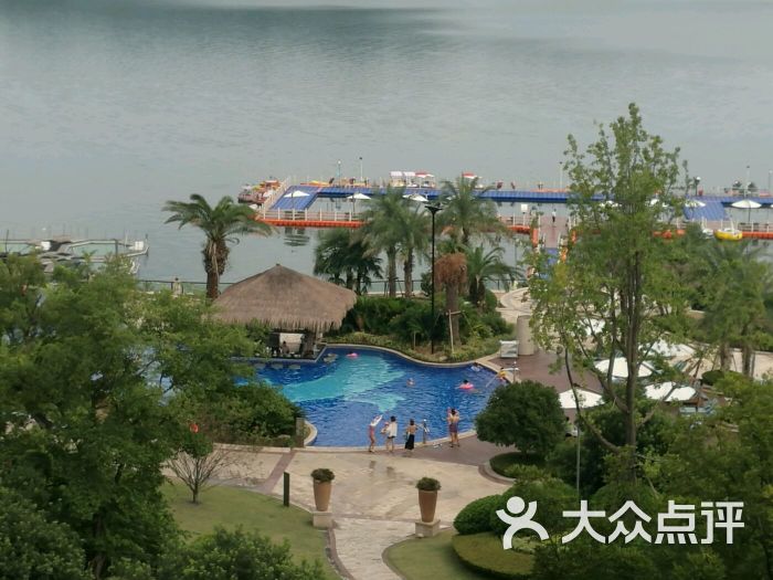 杭州千岛湖滨江希尔顿度假酒店-游泳池图片