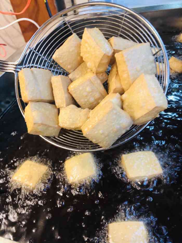 街边回忆泡菜臭豆腐(国贸店)