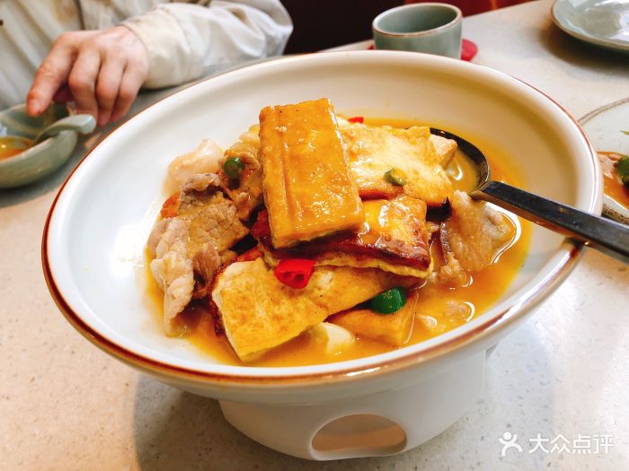 十二块石磨老豆腐