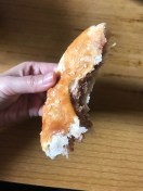 濠头饼铺-"头壳咁大个烧饼～有咸有甜,3蚊一个[调皮.