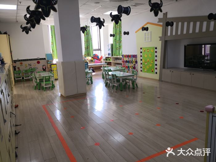 吉的堡俊发城幼儿园图片